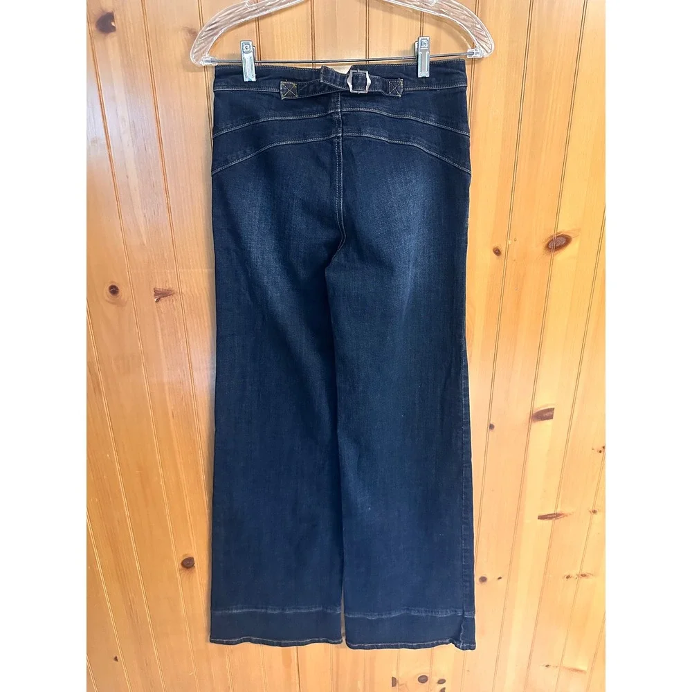 Free People approximate measurements